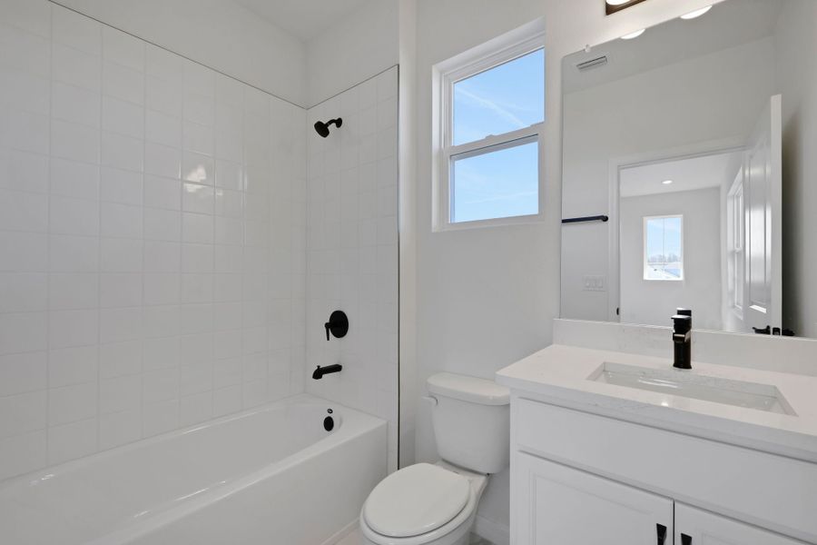 4br New Home in Parrish, FL.  - Slide 34