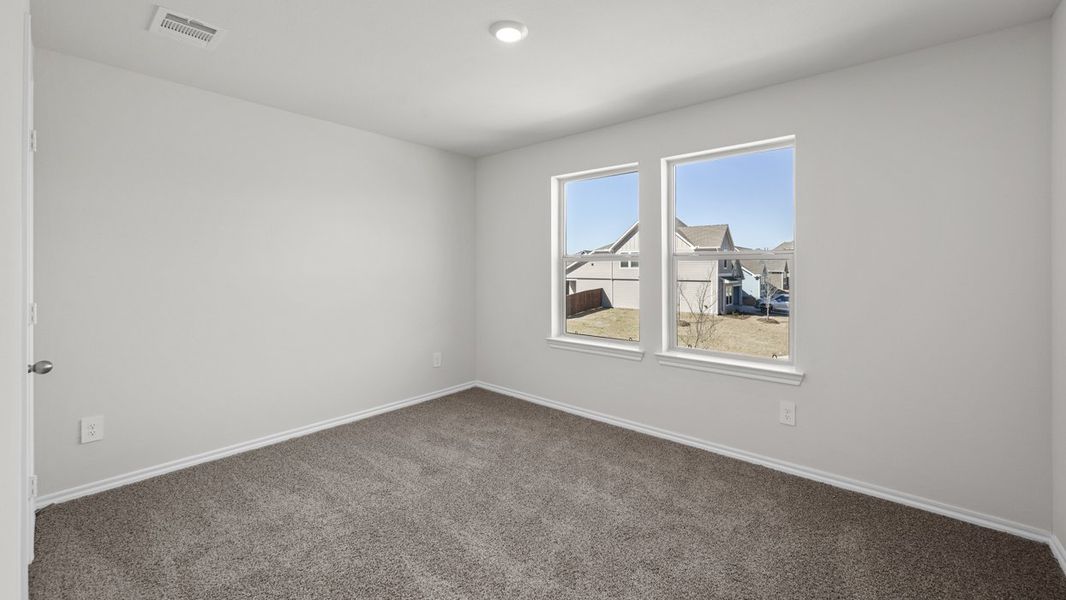 Spacious, unfurnished interior of a new home in Crane Crossing, Crandall (Image 27).