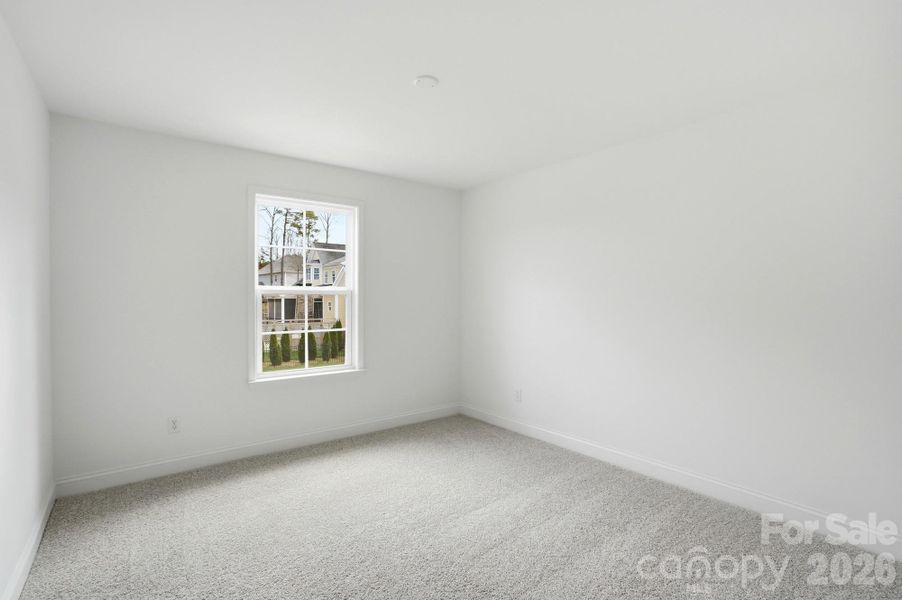 Spacious, unfurnished interior of a new home in Forest Creek, Waxhaw (Image 44).