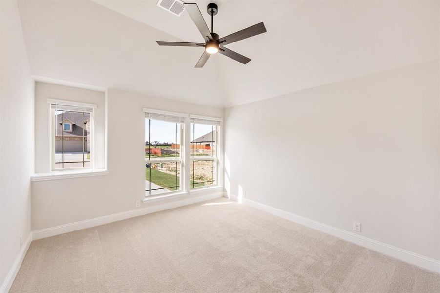 Spacious, unfurnished interior of a new home in Timberbrook, Justin (Image 17).