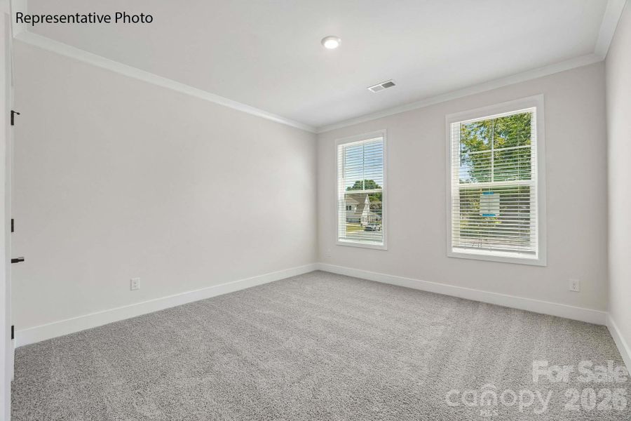 Spacious, unfurnished interior of a new home in Oak Grove Hill, Huntersville (Image 18).