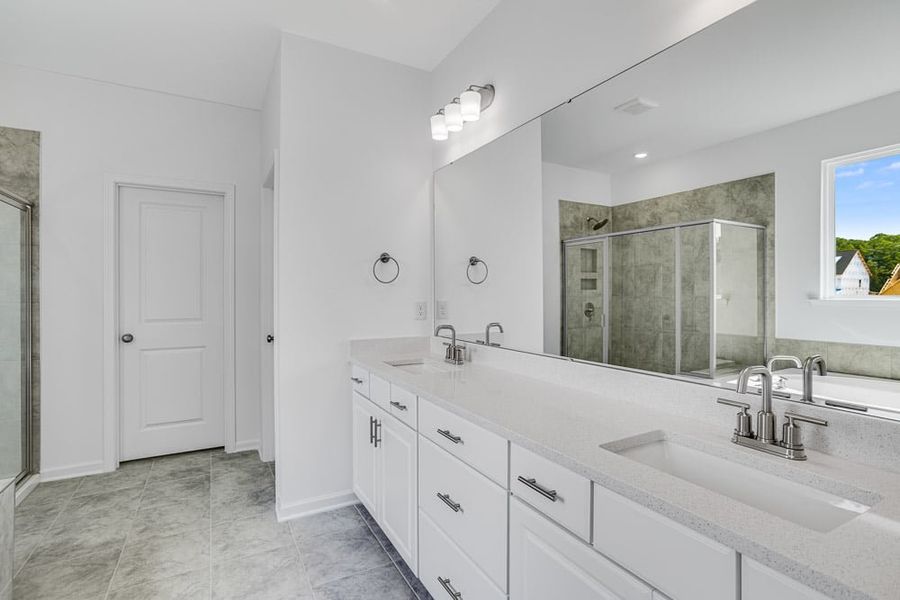 Representative furnished interior of a home built from the Madison Signature by Taylor Morrison in The Coves on Lake Wylie, Charlotte (Image 16).