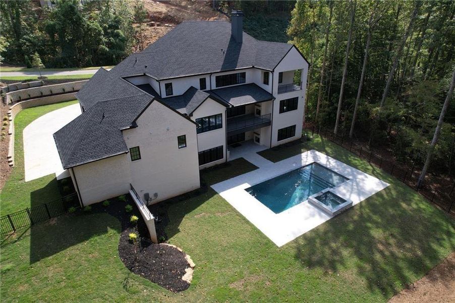 Exterior details and patio area of a home in , Alpharetta (Image 51).