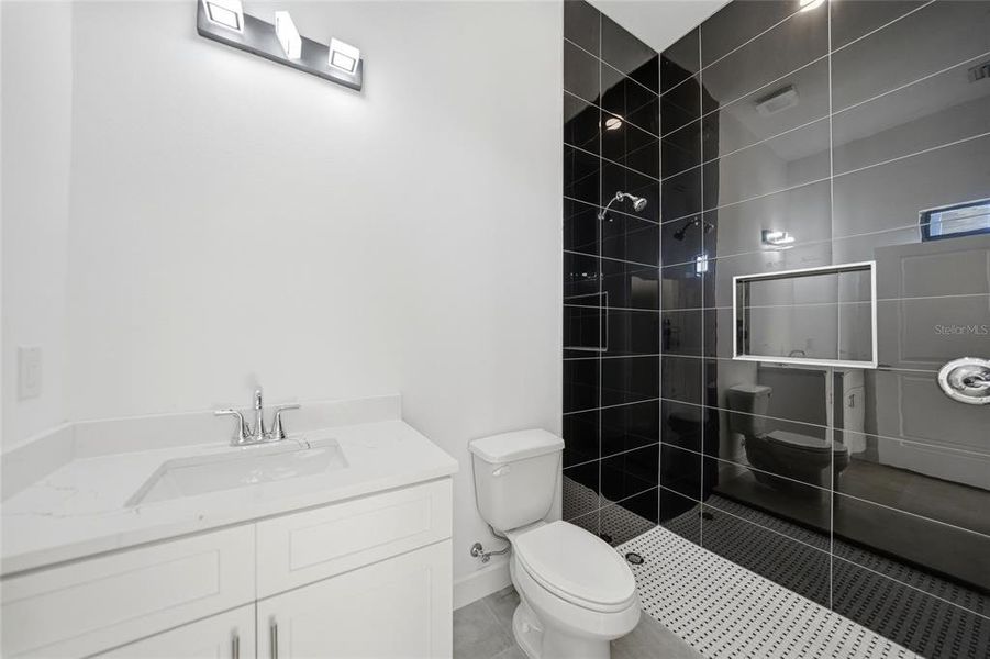 Furnished interior view inside a new home in , Port Charlotte (Image 33).