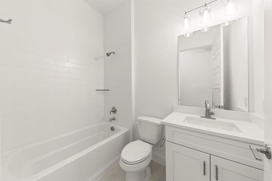 1_13. 1431 Kirkdale - 3RD Bath