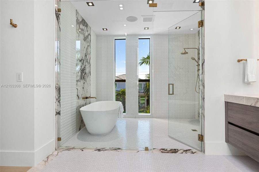 Furnished interior view inside a new home in , Fort Lauderdale (Image 19). Furnished interior view inside a new home in , Fort Lauderdale (Image 19).