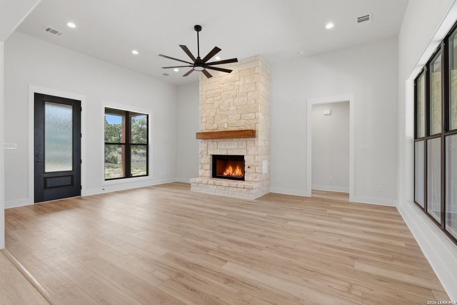 Spacious, unfurnished interior of a new home in , Spring Branch (Image 50).