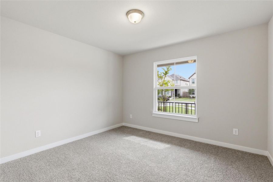Spacious, unfurnished interior of a new home in Spring Creek, Taylor (Image 12).