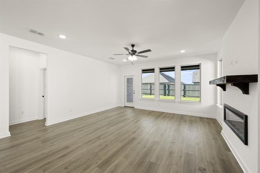 7545 Wild Mint- Living Room-1 7545 Wild Mint- Living Room-1