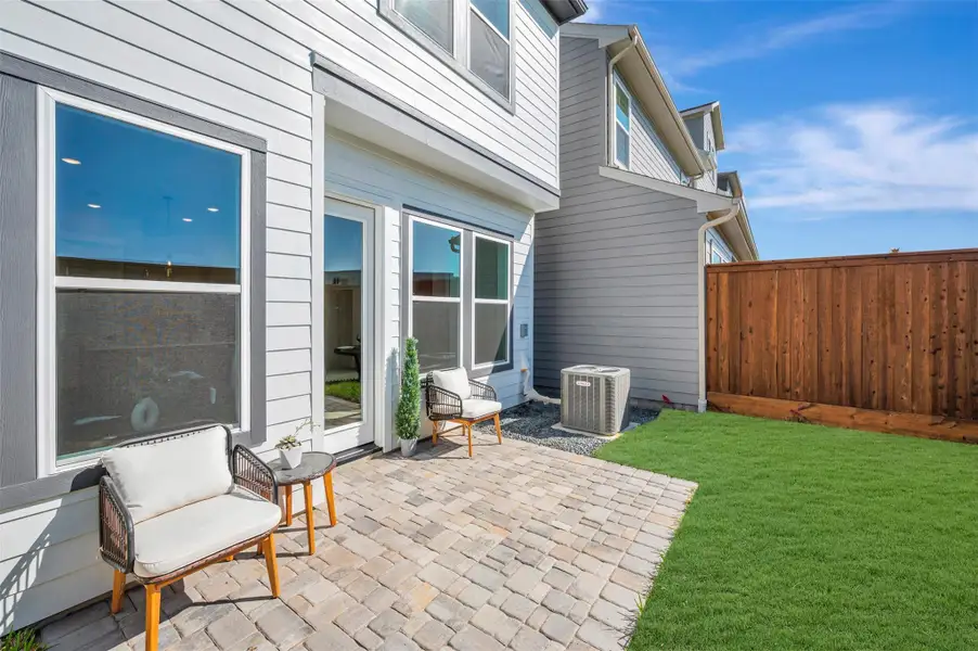 Welcome to The Gianna by David Weekley Homes. Move-In Ready Now!