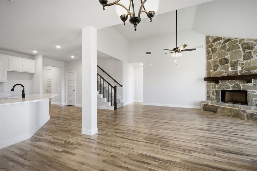 Spacious, unfurnished interior of a new home in Meadow Vista, Anna (Image 35).
