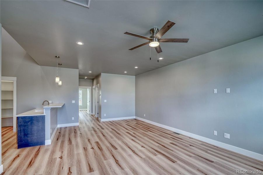 Open concept kitchen & living space