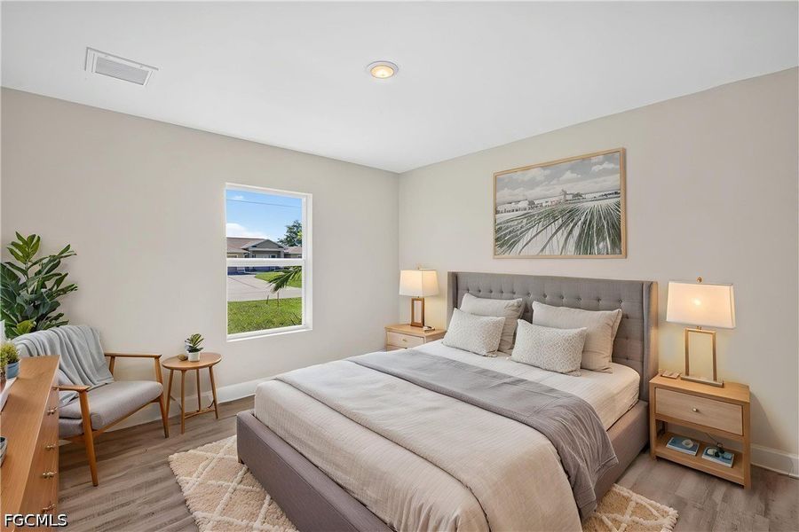Furnished interior view inside a new home in Cape Coral, Cape Coral (Image 8).