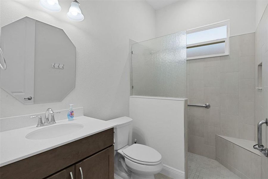 Furnished interior view inside a new home in , Lady Lake (Image 16).