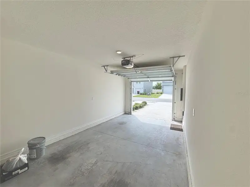 Spacious, unfurnished interior of a new home in , Ocala (Image 23). Spacious, unfurnished interior of a new home in , Ocala (Image 23).