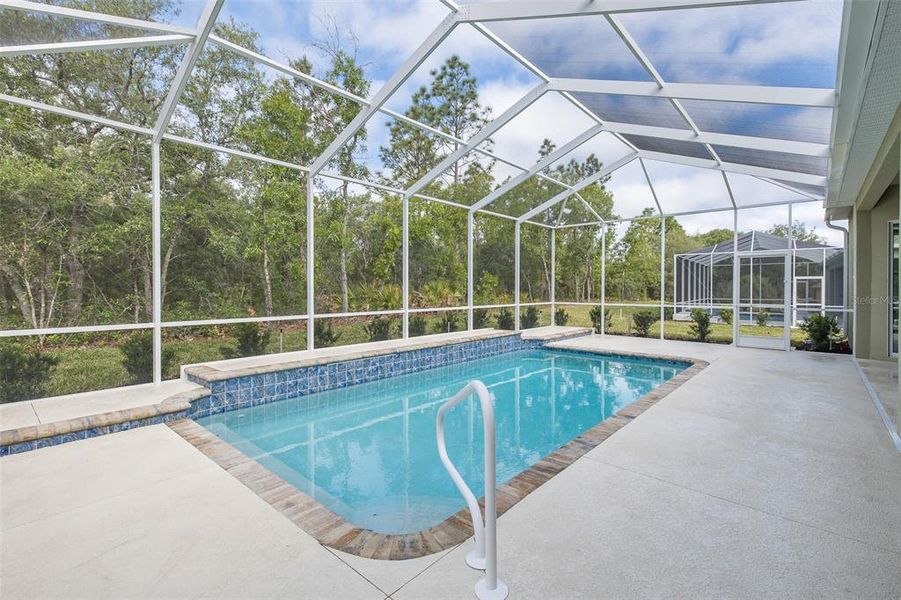 Exterior details and patio area of a home in , Homosassa (Image 27).