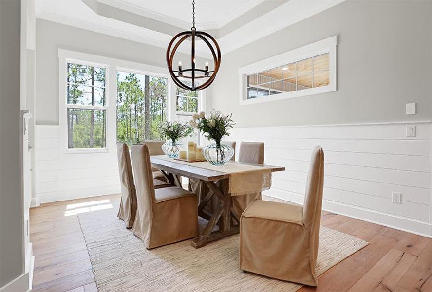 Bar Harbour I, Dining Room