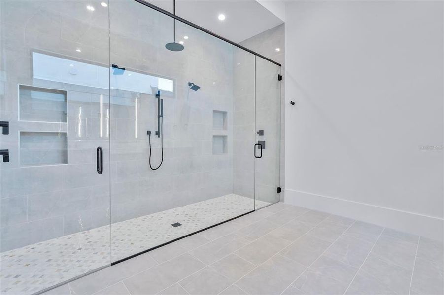 Image 62 of a home in .