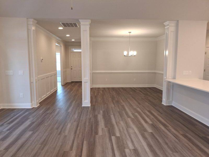 Spacious, unfurnished interior of a new home in Weybridge, Burlington (Image 18). Spacious, unfurnished interior of a new home in Weybridge, Burlington (Image 18).