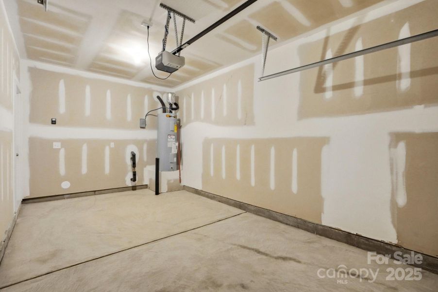 Image 43 of a home in Harrisburg Village.