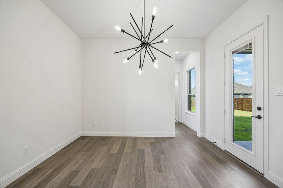 Spacious, unfurnished interior of a new home in Sheppard's Place, Waxahachie (Image 21). Spacious, unfurnished interior of a new home in Sheppard's Place, Waxahachie (Image 21).