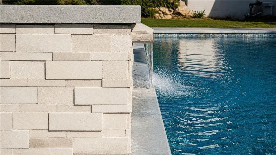 Exterior details and patio area of a home in , Alpharetta (Image 40).