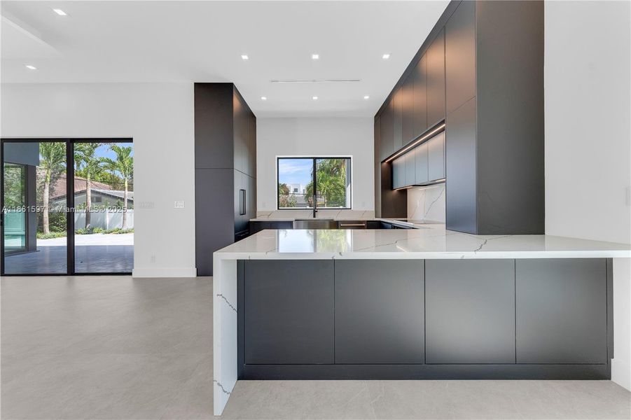 Furnished interior view inside a new home in , Pompano Beach (Image 5).