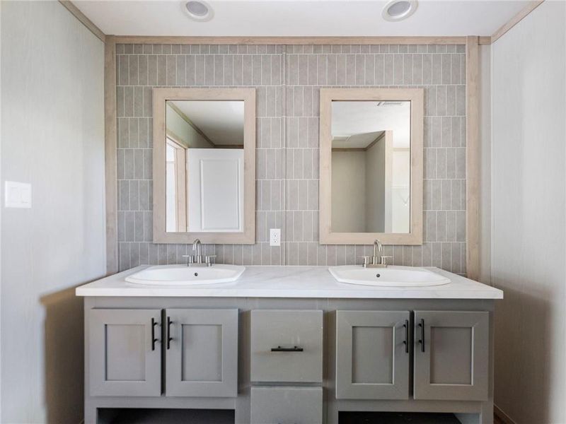 Furnished interior view inside a new home in , Gainesville (Image 10).