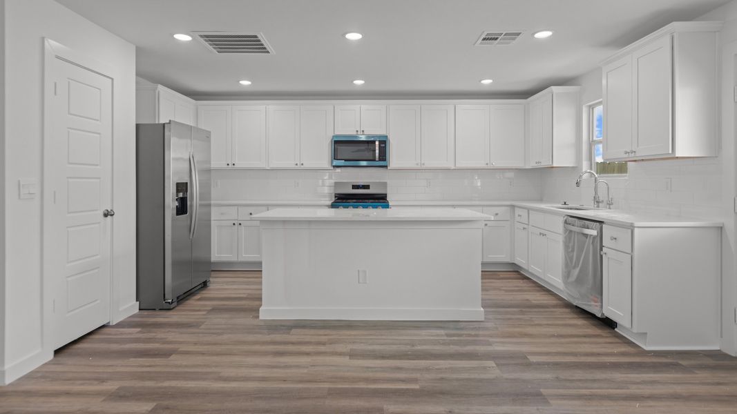 Representative furnished interior of a home built from the The Jayde by D.R. Horton in Overlook West, Wolfforth (Image 4). Representative furnished interior of a home built from the The Jayde by D.R. Horton in Overlook West, Wolfforth (Image 4).