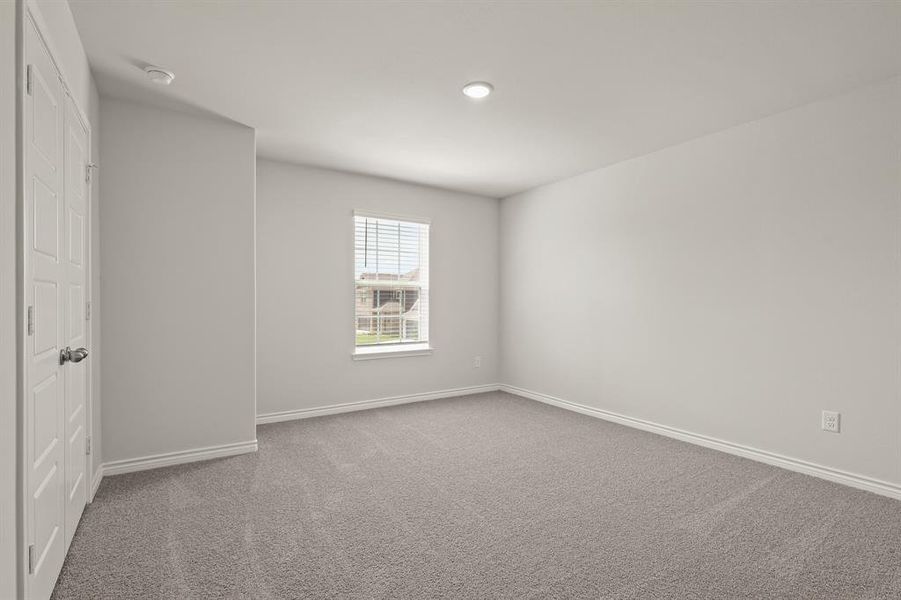 Spacious, unfurnished interior of a new home in Sycamore Landing, Fort Worth (Image 16). Spacious, unfurnished interior of a new home in Sycamore Landing, Fort Worth (Image 16).