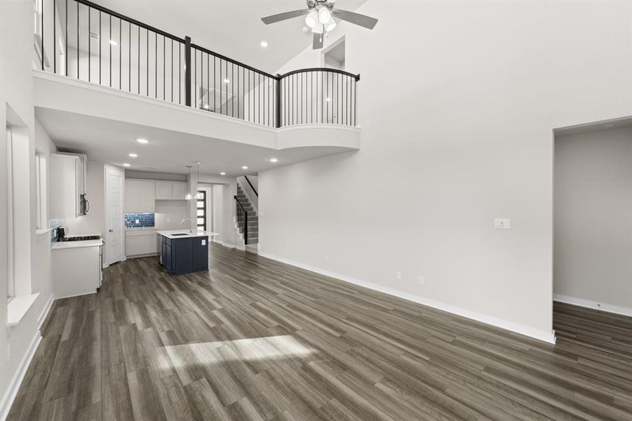 11_8921 Acorn- Living Room-1 11_8921 Acorn- Living Room-1