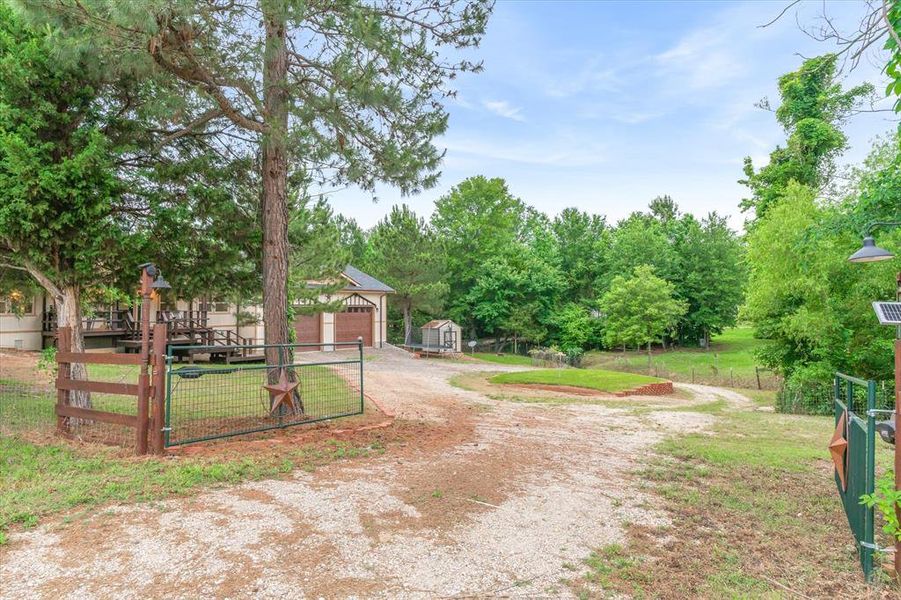 Natural landscape and outdoor views near  in Lindale (Image 34).