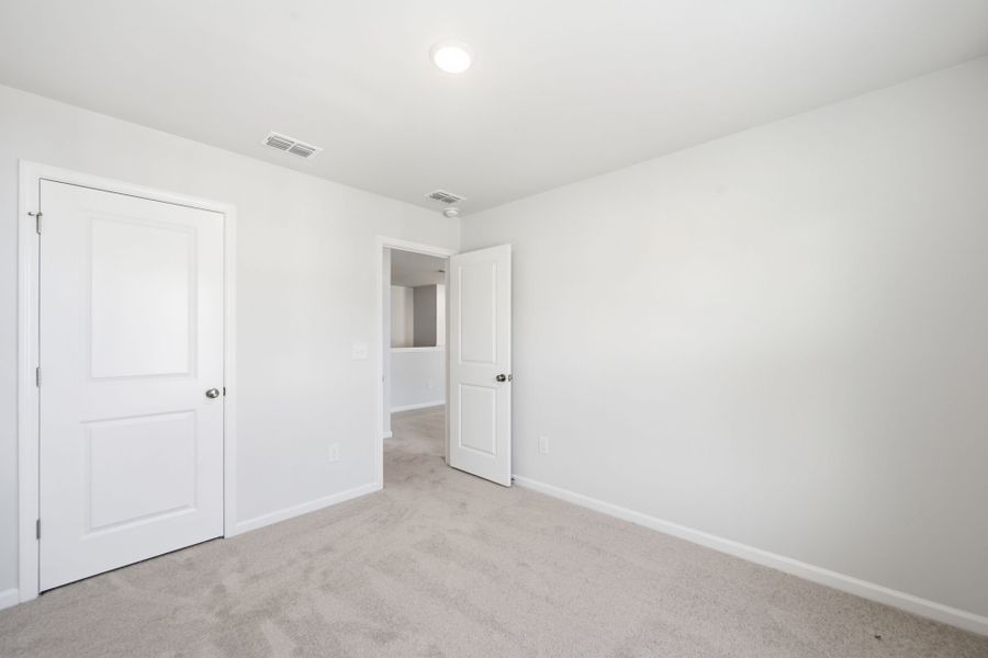 Spacious, unfurnished interior of a new home in Grand Arbor, Blythewood (Image 25).