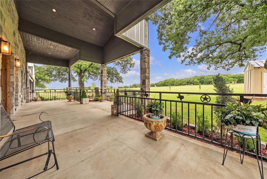 Exterior details and patio area of a home in , Azle (Image 22).