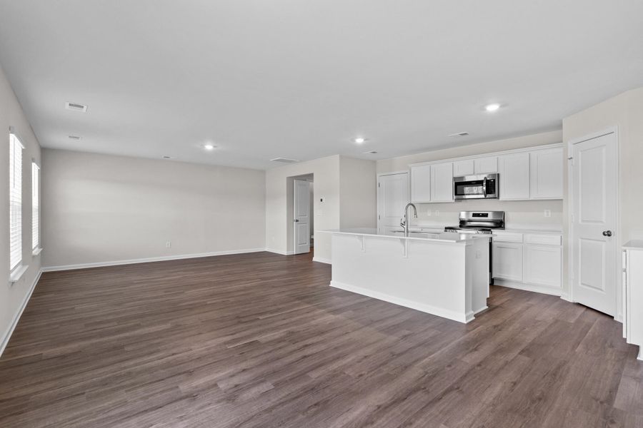 Spacious, unfurnished interior of a new home in , Yemassee (Image 14). Spacious, unfurnished interior of a new home in , Yemassee (Image 14).
