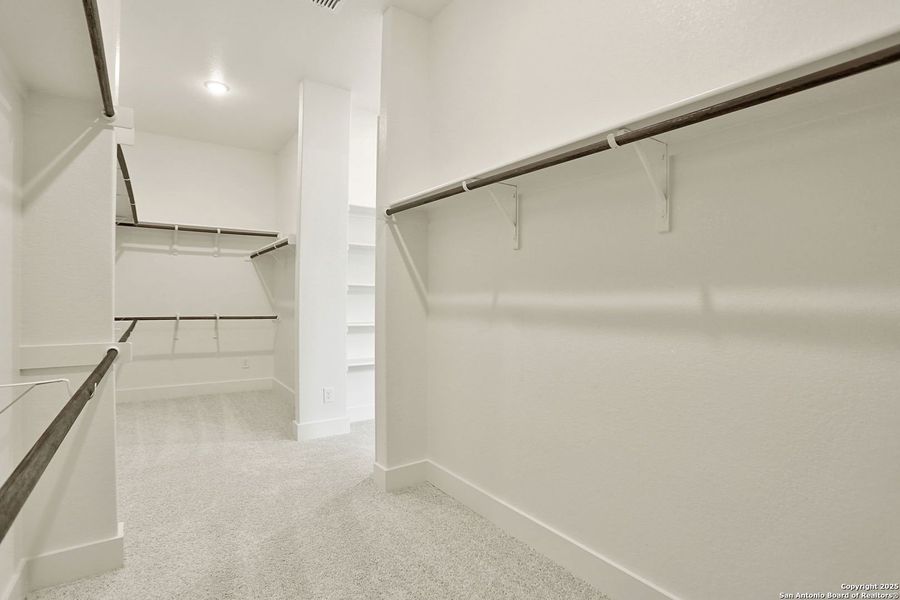 Spacious, unfurnished interior of a new home in Kinder Ranch 70's, San Antonio (Image 25). Spacious, unfurnished interior of a new home in Kinder Ranch 70's, San Antonio (Image 25).