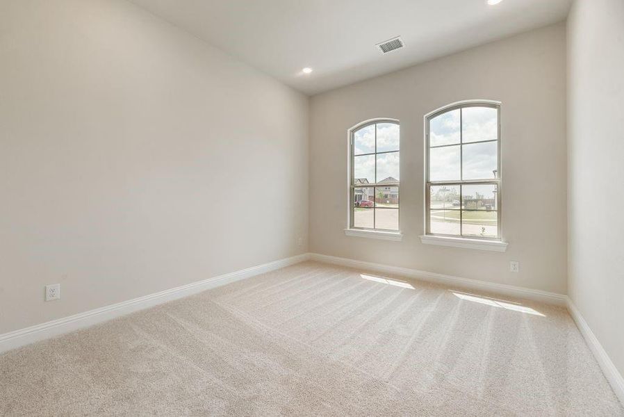 Spacious, unfurnished interior of a new home in Villages of Creekwood, Frisco (Image 37). Spacious, unfurnished interior of a new home in Villages of Creekwood, Frisco (Image 37).