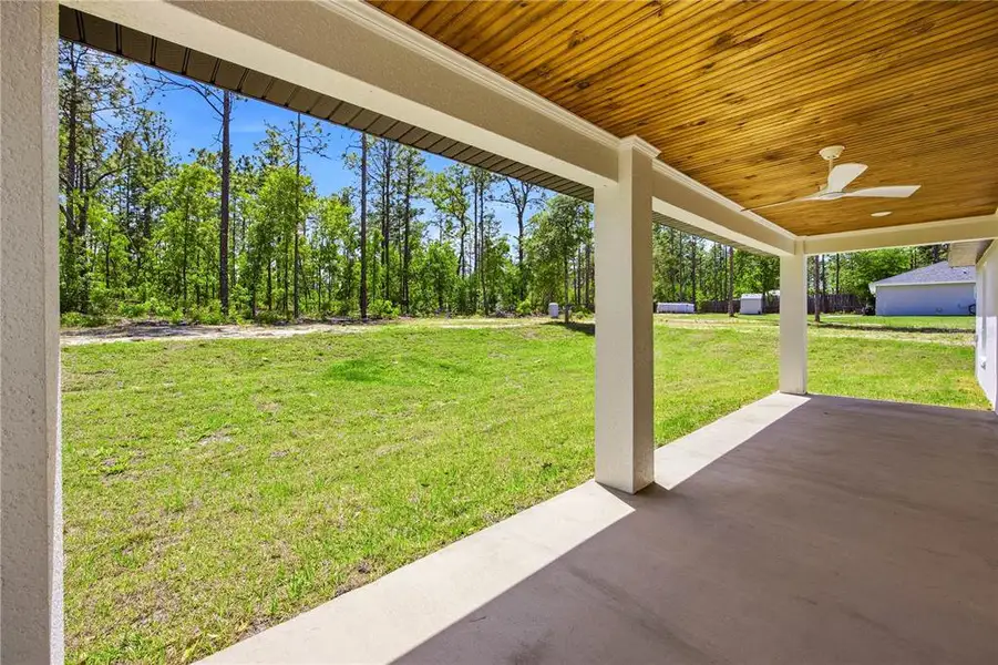 Exterior details and patio area of a home in , Ocala (Image 3).