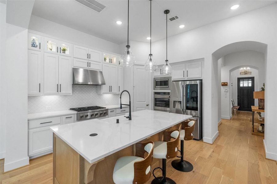 Furnished interior view inside a new home in Woodforest, Montgomery (Image 31). Furnished interior view inside a new home in Woodforest, Montgomery (Image 31).