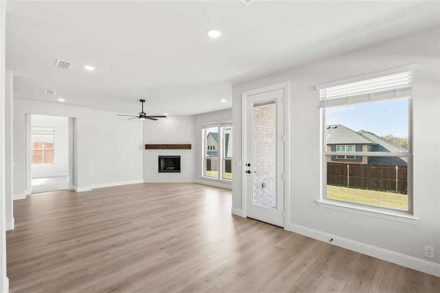 Spacious, unfurnished interior of a new home in Ridgepoint, Midlothian (Image 36).