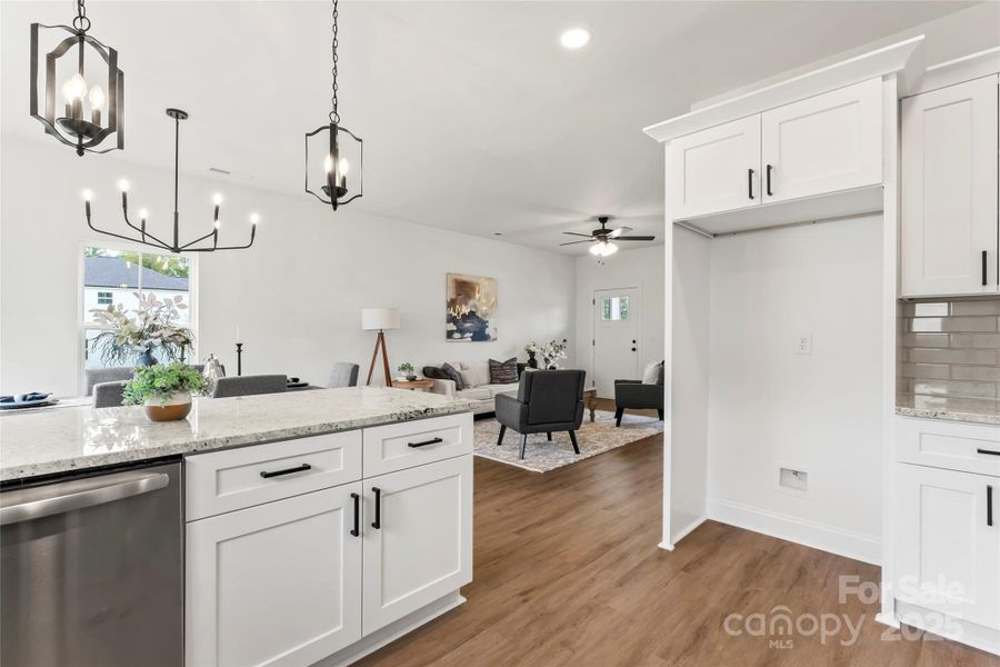 Furnished interior view inside a new home in , Kannapolis (Image 10).