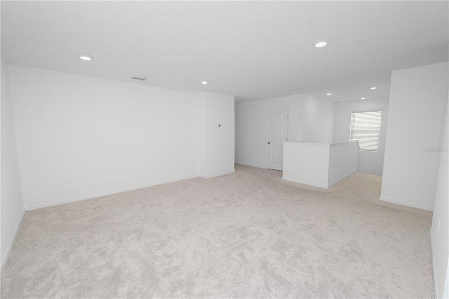 Spacious, unfurnished interior of a new home in Marion Creek, Haines City (Image 37). Spacious, unfurnished interior of a new home in Marion Creek, Haines City (Image 37).