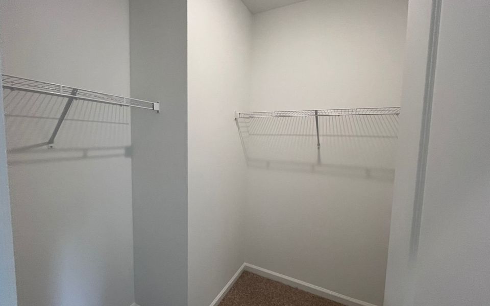 Spacious, unfurnished interior of a new home in Wendell Falls, Wendell (Image 17).