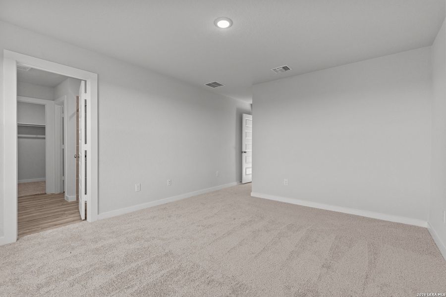 Spacious, unfurnished interior of a new home in Park Place, New Braunfels (Image 10). Spacious, unfurnished interior of a new home in Park Place, New Braunfels (Image 10).
