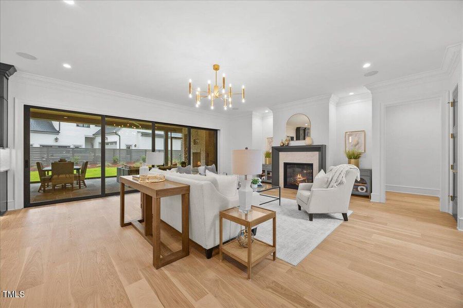 006-2A1A8161 006-2A1A8161