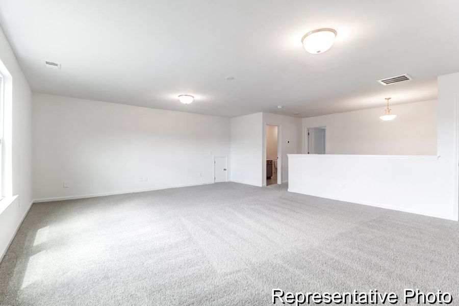 Spacious, unfurnished interior of a new home in , St. George (Image 20).
