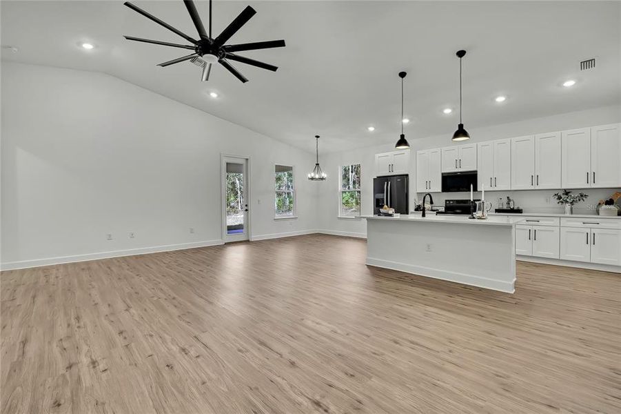 Spacious, unfurnished interior of a new home in , Brooksville (Image 37).