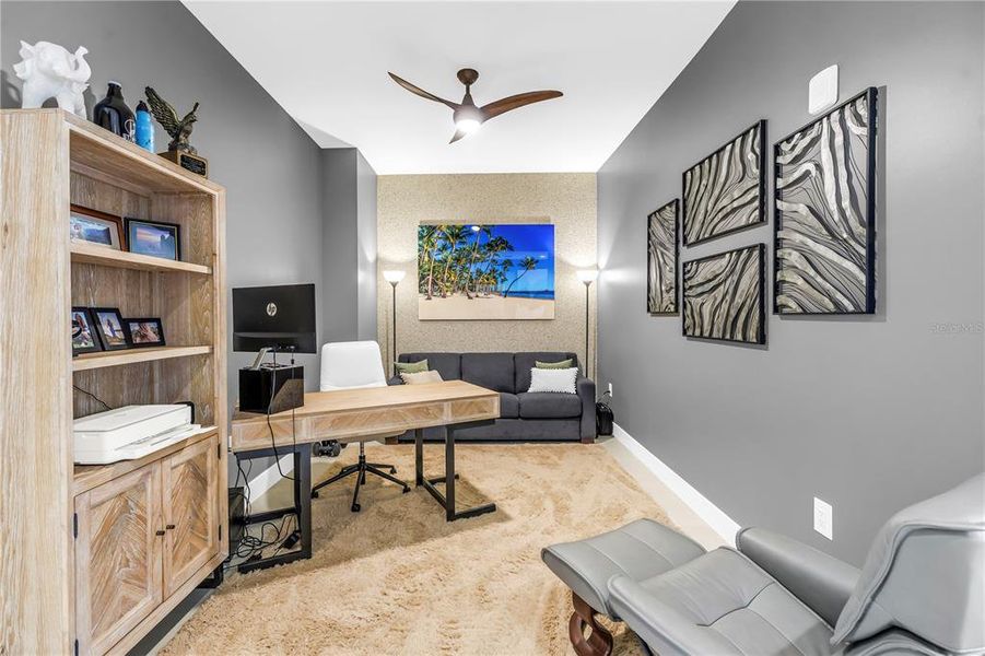 Furnished interior view inside a new home in Saltaire, St. Petersburg (Image 38).