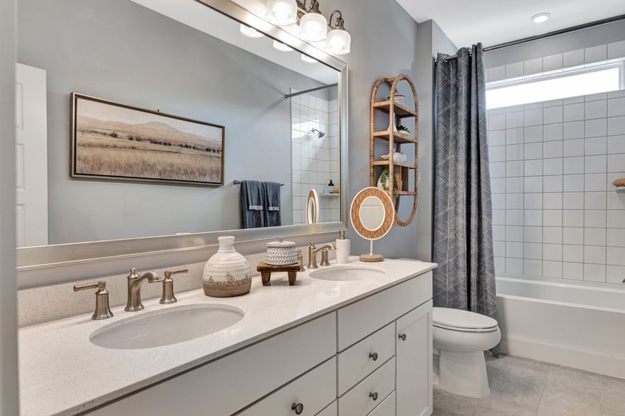 Hall bath with double sinks