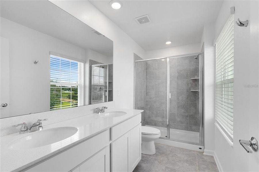 Furnished interior view inside a new home in , Winter Garden (Image 9).